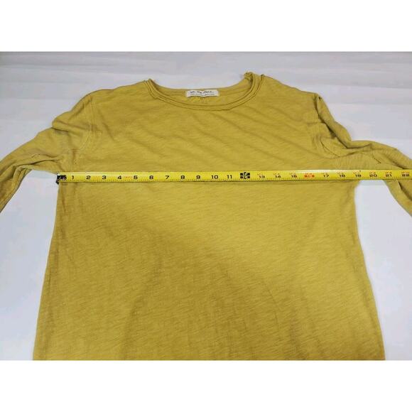 Free People Womens Large Be MY BABY Long Sleeve Tee Top Lightweight Lettuce Hem - Picture 9 of 11